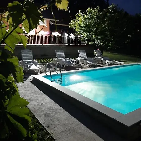 Teja-seosko Turisticko Domacinstvo فيلة *