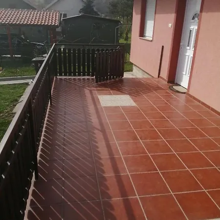 Teja-seosko Turisticko Domacinstvo