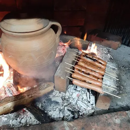 Teja-seosko Turisticko Domacinstvo * أراندجيلوفاك