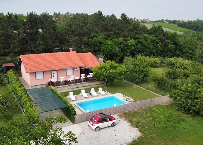 Teja-seosko Turisticko Domacinstvo