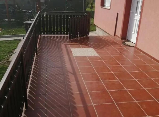 Teja-seosko Turisticko Domacinstvo